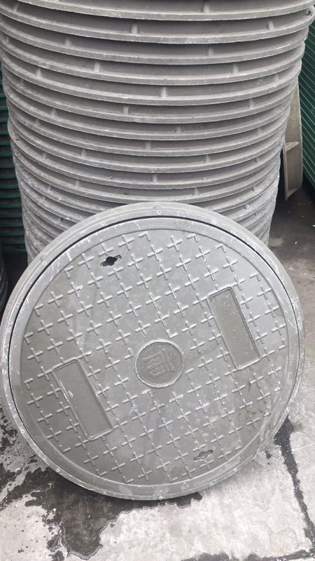 DN700复合井盖